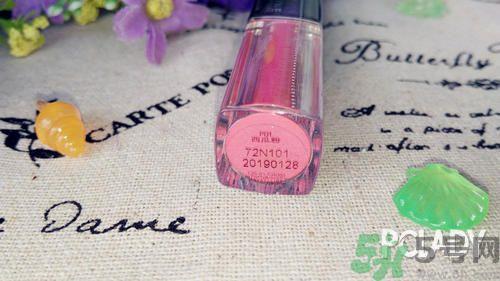 美宝莲好气色唇露色号试色 美宝莲好气色唇露怎么样