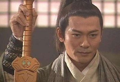 ​59岁江华事业遭受打击！加入直播带货半年，疑因销量惨淡宣布结业