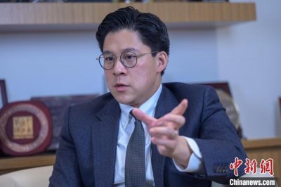 ​港澳会客厅｜专访霍启刚：国家机遇处处有 香港青年须自强