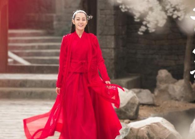 《烈火如歌》银雪如歌的前世今生，一人忘了一人因爱成仙