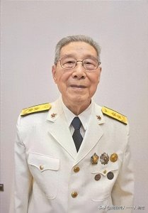 ​魏金山：88年海军中将，海军原政治委员