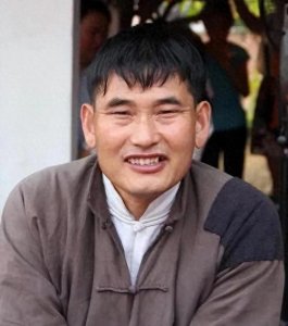 ​大衣哥的成名“枷锁”：名利背后的心酸与无奈