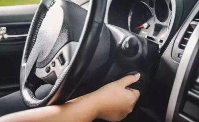 ​给你一把螺丝刀，你能着车吗？