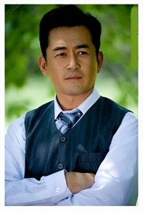 ​王志飞：为张歆艺抛弃妻子，相恋7年却和小他15岁的张定涵闪婚