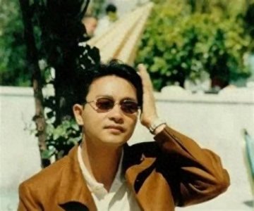 ​张国荣：永恒的魅力与艺术之光