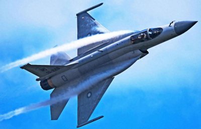 ​枭龙到底属于几代机？几大优势证明其地位，或将迎来采购浪潮