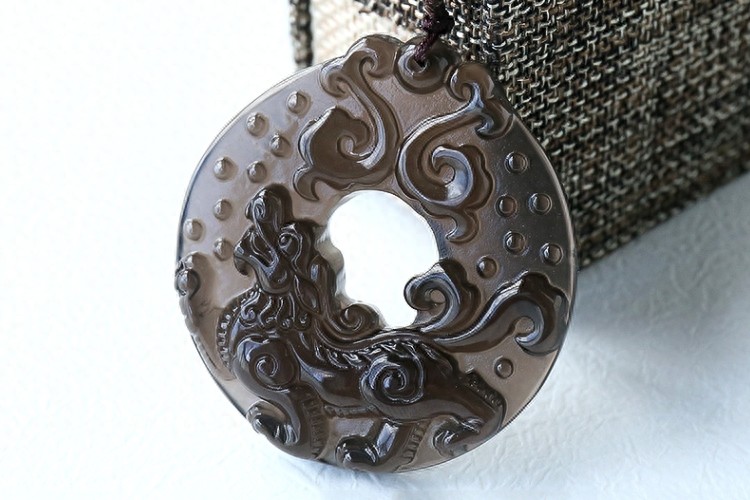 黑曜石的佩戴禁忌，黑曜石是不能乱戴的