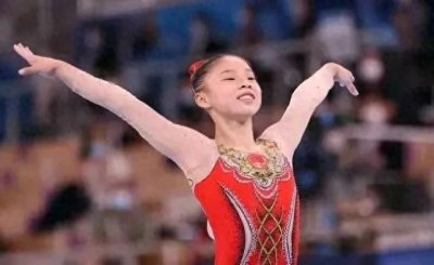 ​体态多姿管晨辰：从体操萌新到奥运女神