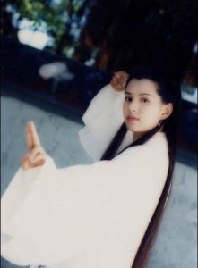 ​《神雕侠侣》：小龙女知道真相后，为什么对尹志平只追不杀？