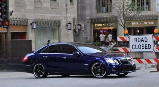 电影《变形金刚》1-4中分别出现了哪些型号的汽车？-