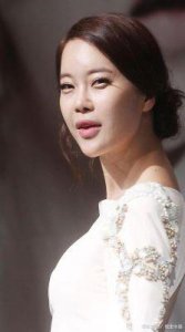 ​韩国十大人气女歌手