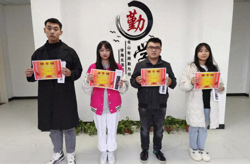 同升湖复读学校(长沙同升湖高考复读学校?)