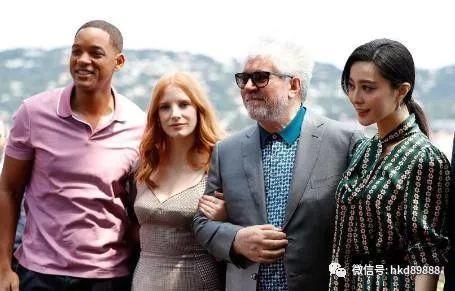 范冰冰戛纳未修照片流出，网友：这才是真相啊