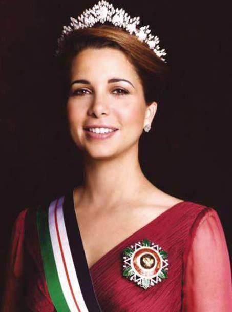 迪拜王妃沦为生育机器？原配禁足41年生12个娃哈雅出逃不做金丝雀