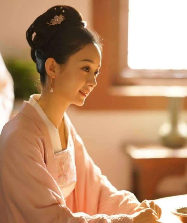 冬天的柳叶顶级神作:追上了《似锦》,又在另一本古言巨作中沦陷