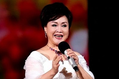 ​骗了我们62年！78岁李谷一罕见露面，摘假发、卸浓妆后“长这样”