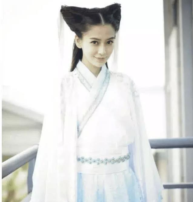 杨颖cos过的“经典角色”，谁都能完美还原，唯独她模仿不来！