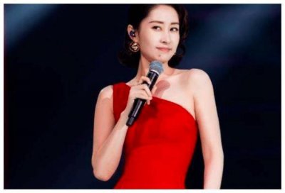 ​她是刘敏涛女儿，妈妈为了她不生二胎，她与富豪爸爸7年未相见