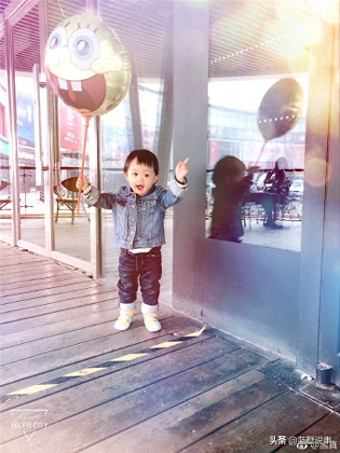 “马小翠”孟真和她的孩子，离开赵家班也是幸福满满