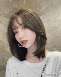 ​超适合圆脸的“ 锁 骨 发 ”