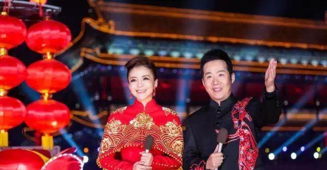 朱迅的个人资料(中央电视台知名主持朱迅)