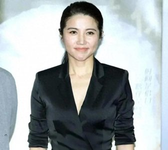 ​颜丙燕：独立坚韧，寻求幸福的路上