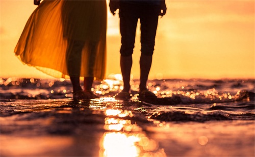 「超赞情侣照」太美了!一定要拍一组这样的“情侣照”