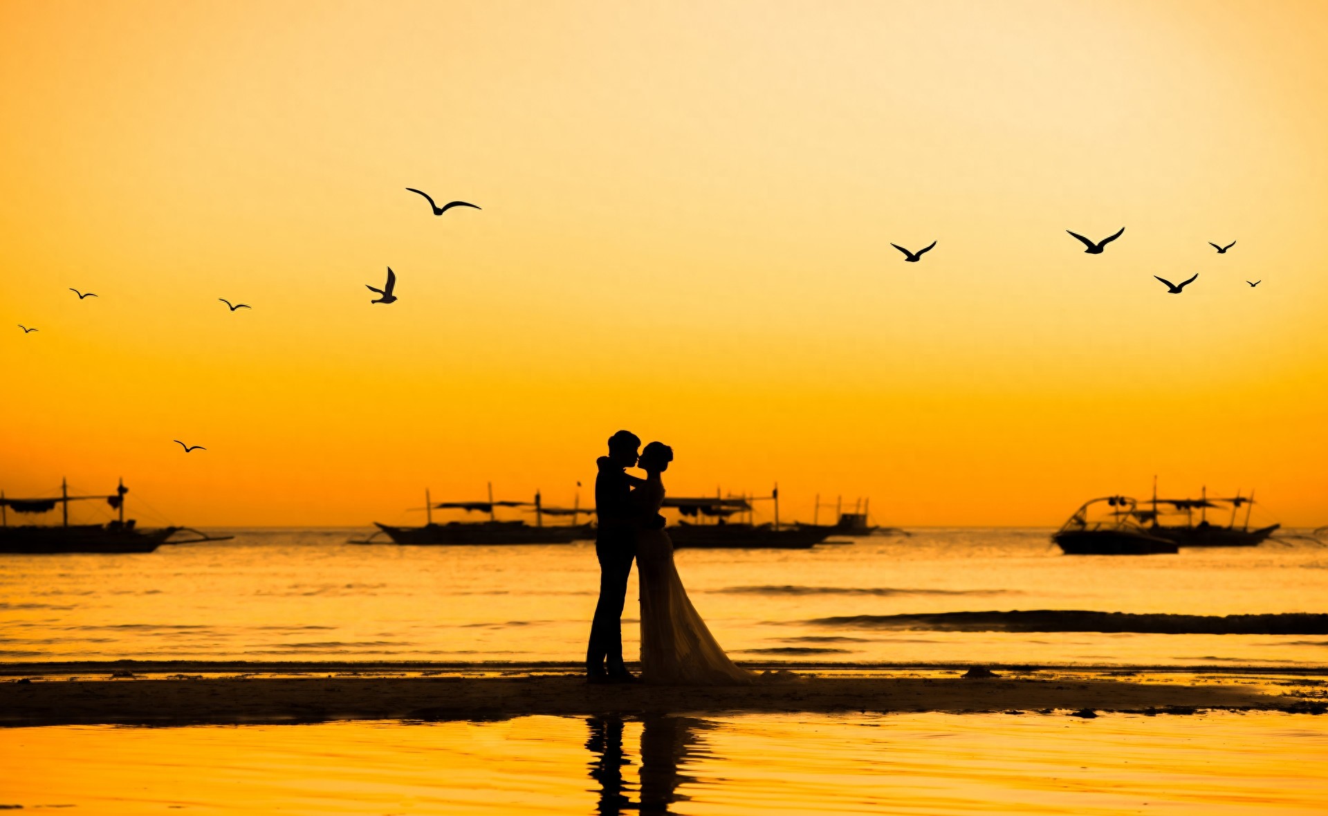 「超赞情侣照」太美了!一定要拍一组这样的“情侣照”