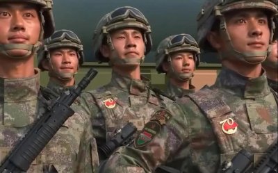 ​“星空迷彩＂壮我军威：从新式迷彩服看我军官兵迷彩服的前世今生