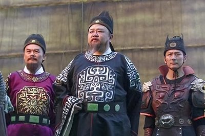 ​“鬼才导演”钱雁秋，捧火了狄仁杰和燕双鹰，是否江郎才尽？