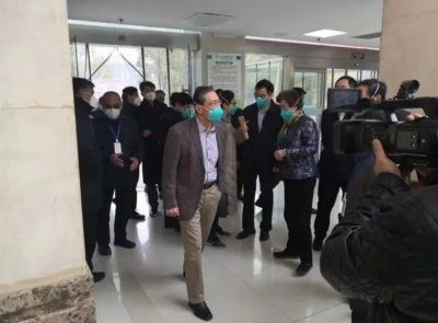 ​优秀的传承，共和国巨擎钟南山之子钟惟德
