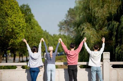 ​咬舌自尽是真的吗？关于舌头的8个冷知识，每一个都出乎意料