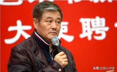 ​邹德江干扰张小飞正常表演，赵本山冲上台疯狂输出，真大胆！