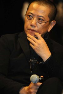 ​陈丹青：何以从“准大师”，沦为“臭公知”？2000年是分水岭
