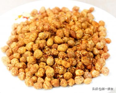 ​周末下酒菜！1把花生，1个鸡蛋，花生这样炸酥脆不糊，麻辣入味