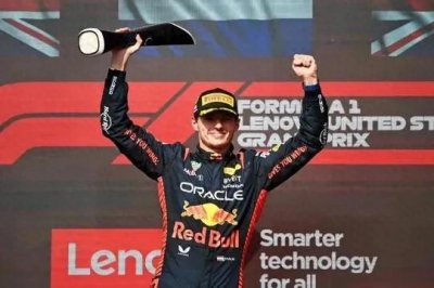 ​F1澳大利亚站：法拉利一二！维斯塔潘、汉密尔顿退赛，周冠宇第15